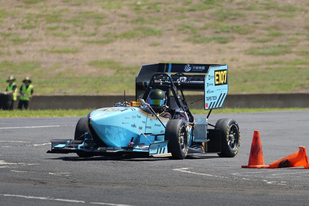 TTR8 EV gallery 3